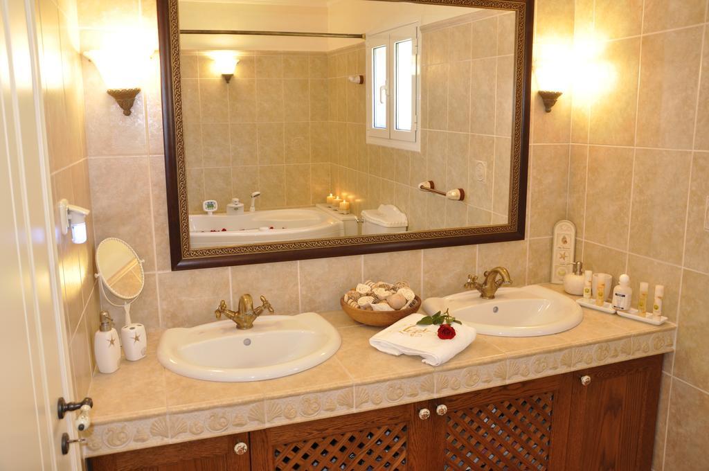 Villa Romantica Perama  Eksteriør bilde
