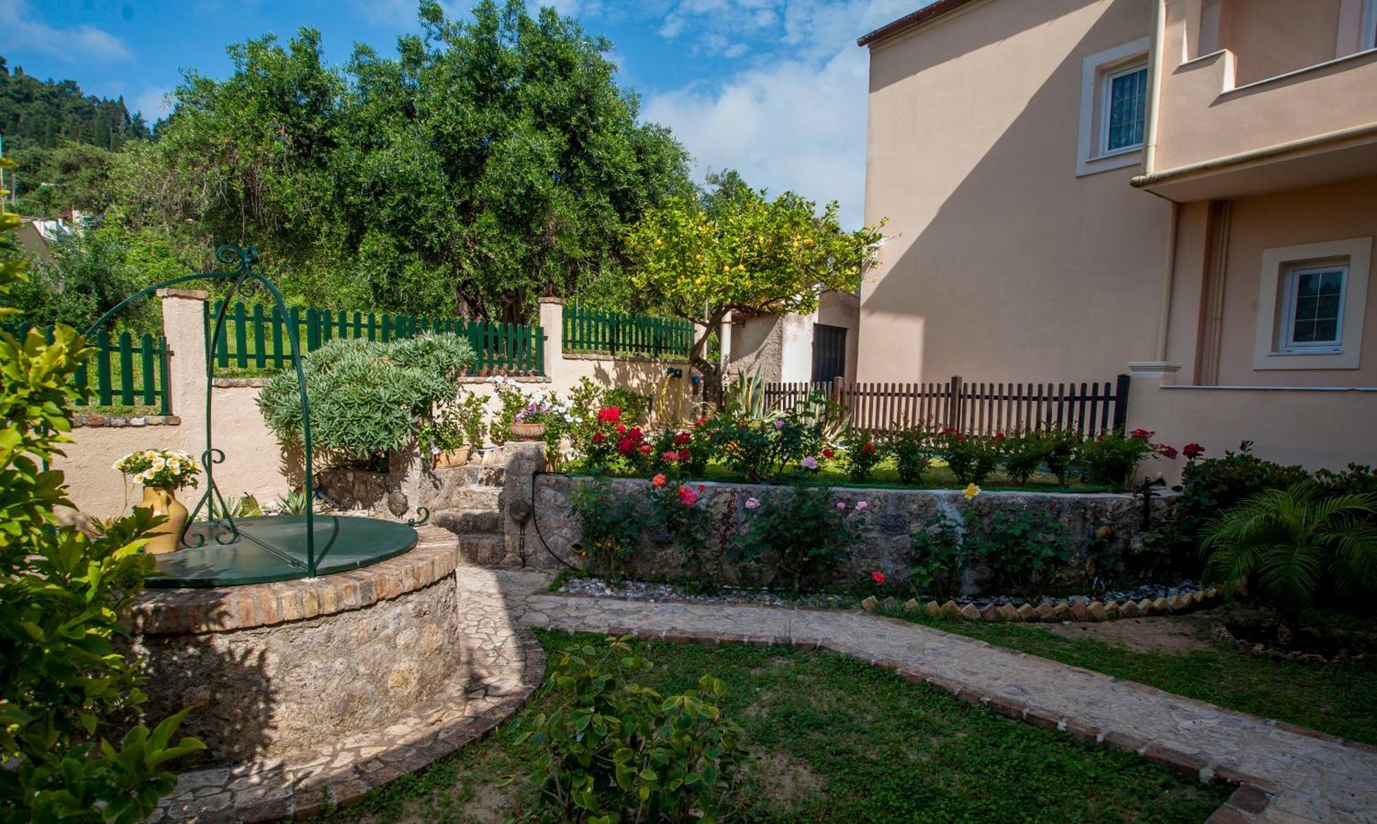 Villa Romantica Perama  Eksteriør bilde