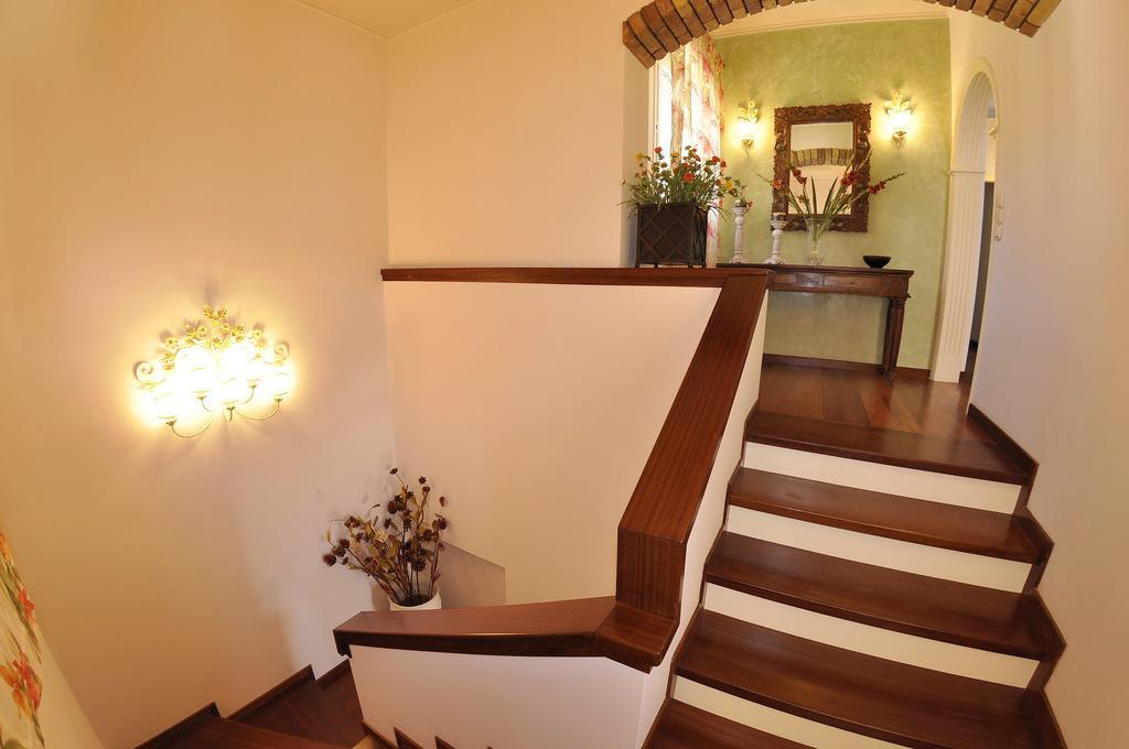 Villa Romantica Perama  Rom bilde